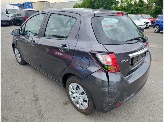 2015 Toyota Yaris Comfort Hybrid
