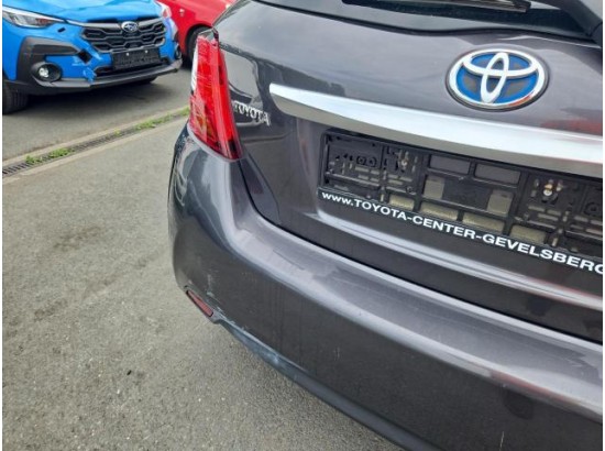 2015 Toyota Yaris Comfort Hybrid