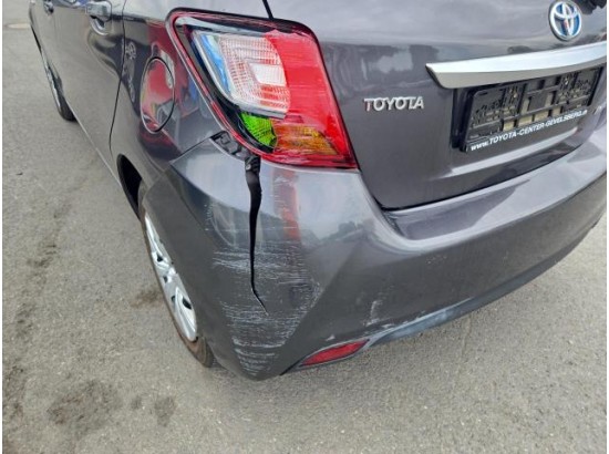 2015 Toyota Yaris Comfort Hybrid