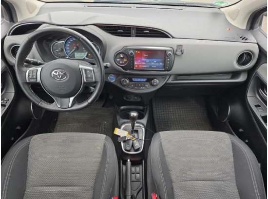 2015 Toyota Yaris Comfort Hybrid