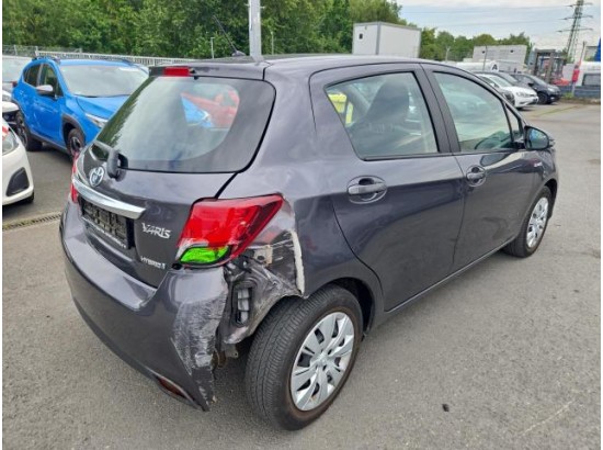 2015 Toyota Yaris Comfort Hybrid