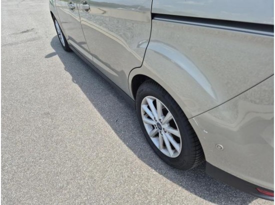2017 Ford Grand C-Max Titanium