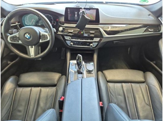 2019 BMW 5er Touring 520 d M Sport