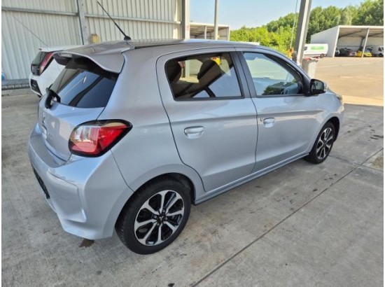 2021 Mitsubishi Space Star Top