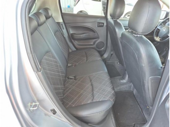 2021 Mitsubishi Space Star Top