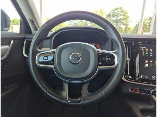 2019 Volvo S90 Lim. Momentum