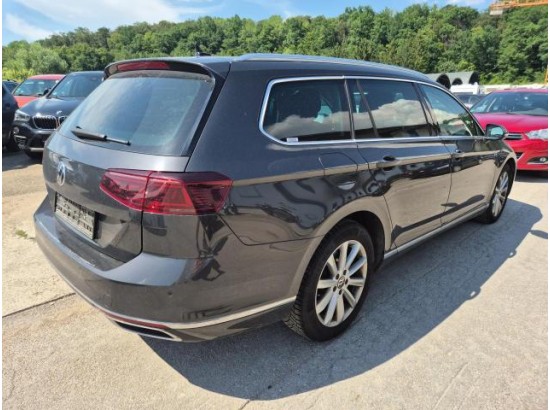 2024 Volkswagen Passat Variant Elegance