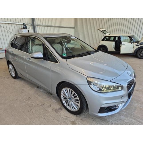2015 BMW 2er Active Tourer 225 i xDrive