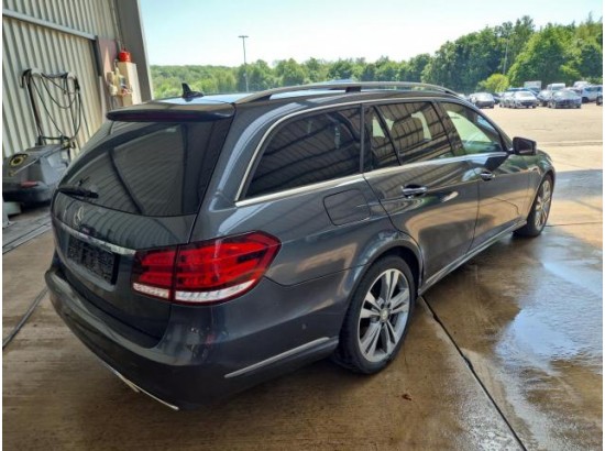 2015 Mercedes-Benz E -Klasse T-Modell E 220 BlueTEC
