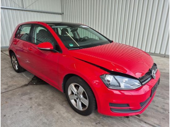 2016 Volkswagen Golf VII Lim. Comfortline BMT