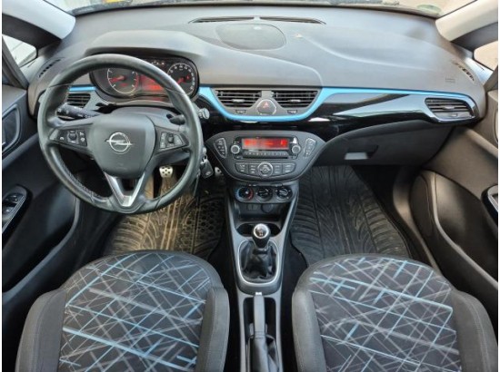 2015 Opel Corsa E Color Edition