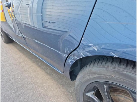 2015 Opel Corsa E Color Edition