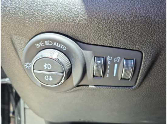2024 Jeep Compass RED Mild-Hybrid FWD
