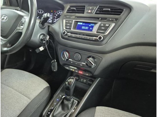 2017 Hyundai i20