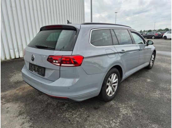 2022 Volkswagen Passat Variant Business