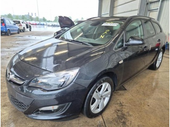 2016 Opel Astra J Sports Tourer Edition