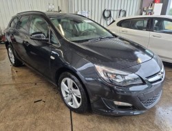 2016 Opel Astra J Sports Tourer Edition