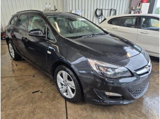 2016 Opel Astra J Sports Tourer Edition