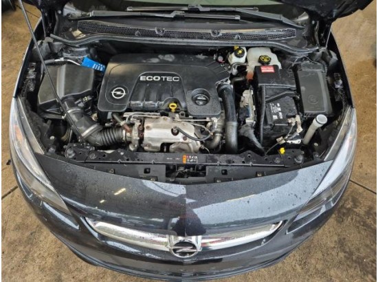 2016 Opel Astra J Sports Tourer Edition