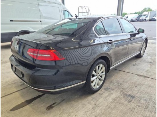 2017 Volkswagen Passat Lim. Highline BMT/Start-Stopp
