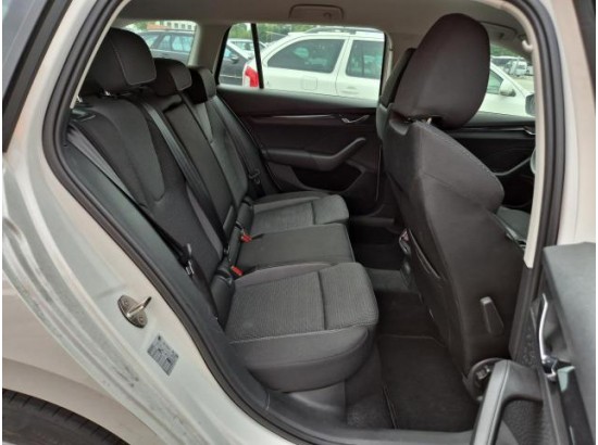 2024 Skoda Octavia Combi Selection