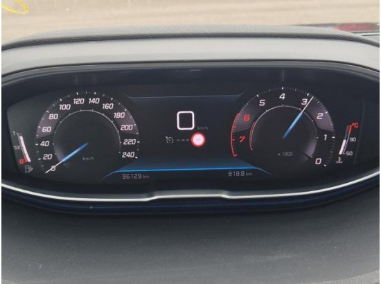 2024 Peugeot 5008 Allure Pack