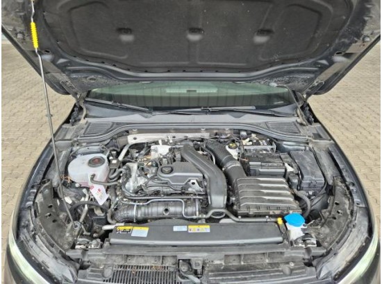 2025 Volkswagen Golf VIII Variant 1.5 eTSI 85 kW Goal