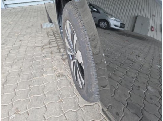2025 Volkswagen Golf VIII Variant 1.5 eTSI 85 kW Goal