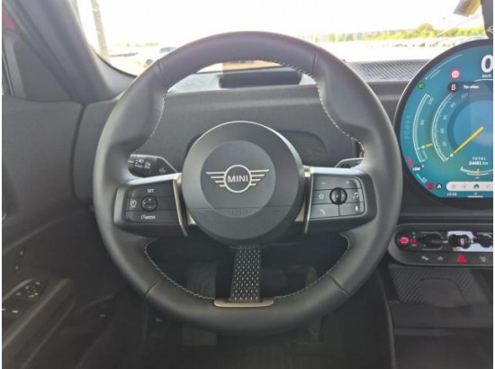 2025 Mini Countryman C Classic Trim