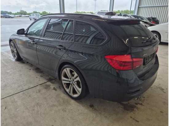 2018 BMW 3er Touring 330 i xDrive Advantage