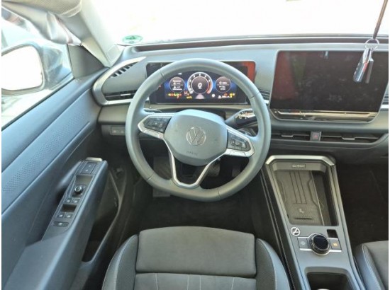 2026 Volkswagen T-Roc 1.5 eTSI 110 kW Style