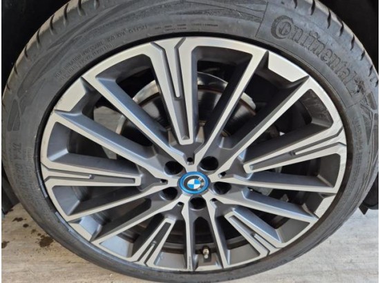 2023 BMW iX1 30 xDrive M Sport