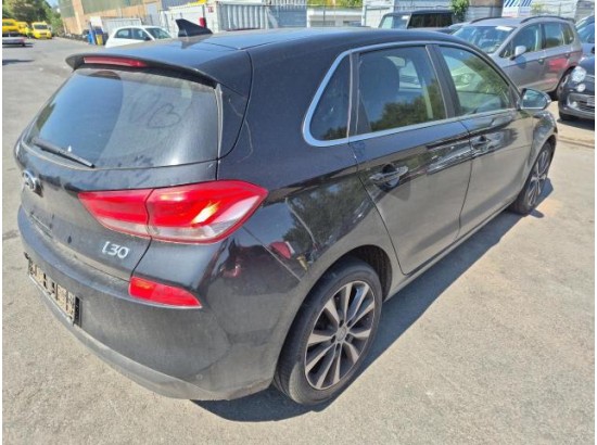2017 Hyundai i30 Intro