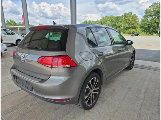 2015 Volkswagen Golf VII Lim. Lounge BMT