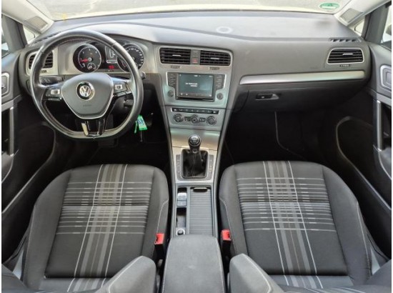 2015 Volkswagen Golf VII Lim. Lounge BMT