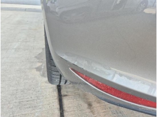 2015 Volkswagen Golf VII Lim. Lounge BMT