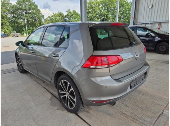 2015 Volkswagen Golf VII Lim. Lounge BMT