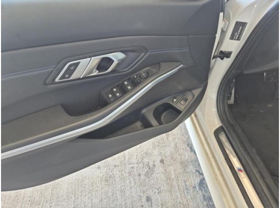 2020 BMW 3er Touring 330e xDrive M Sport