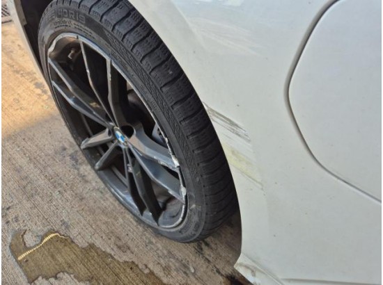 2020 BMW 3er Touring 330e xDrive M Sport