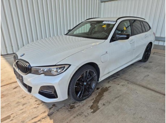 2020 BMW 3er Touring 330e xDrive M Sport