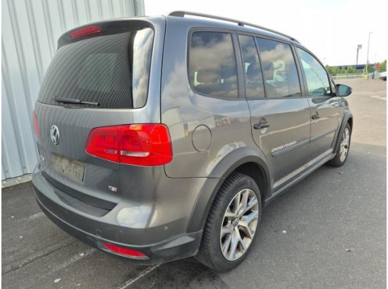 2015 Volkswagen Touran CrossTouran BlueMotion TGI