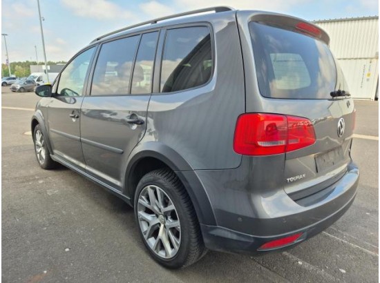 2015 Volkswagen Touran CrossTouran BlueMotion TGI