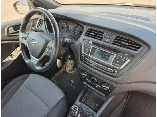 2017 Hyundai i20 YES!