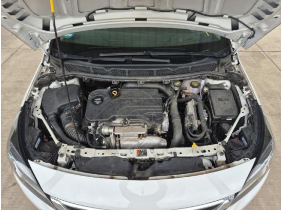 2018 Opel Astra K Lim. Edition
