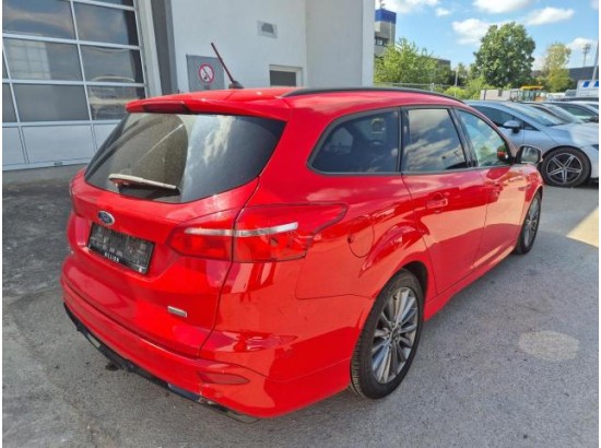 2017 Ford Focus Turnier ST-Line