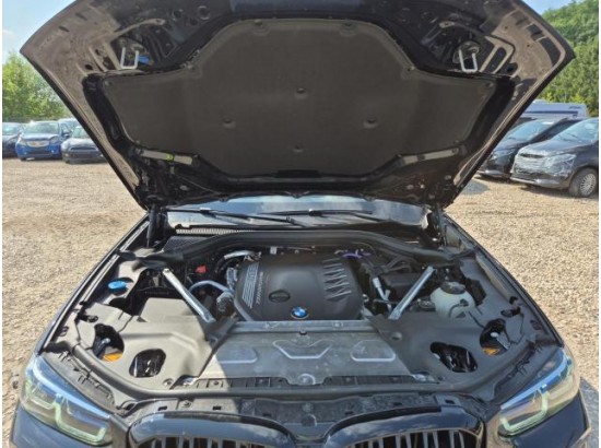 2026 BMW X4 M40d