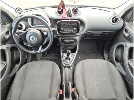 2020 Smart forfour electric drive / EQ