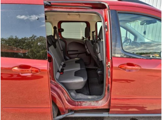 2019 Ford Tourneo Courier Titanium
