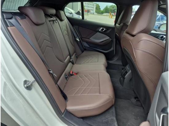 2024 BMW 1er Lim. 120 M Sport