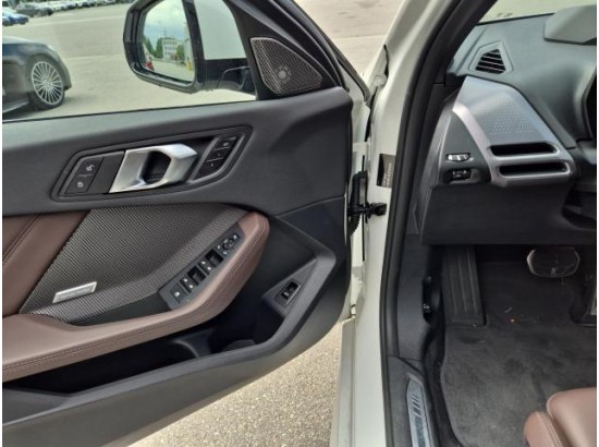 2024 BMW 1er Lim. 120 M Sport